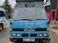Isuzu L250 1980 Lorry