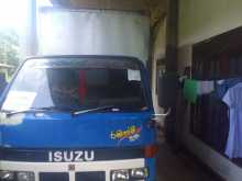 Isuzu ELF 1987 Lorry