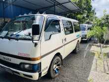 Isuzu Loge Model 1988 Van