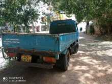 https://riyasewana.com/uploads/isuzu-lorry-10-5-1988-2019261912713.jpg