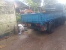 https://riyasewana.com/uploads/isuzu-lorry-1989-177114412494.jpg