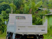 https://riyasewana.com/uploads/isuzu-lorry-isuzu-217443924572.jpg