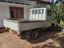 https://riyasewana.com/uploads/isuzu-mazda-2006-821362712222.jpg