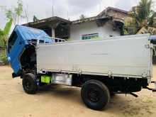 https://riyasewana.com/uploads/isuzu-motor-lorry-1015125722082.jpg