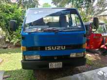 Isuzu Motor 1982 Crew Cab