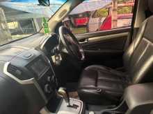 Isuzu MU-X 2014 Car