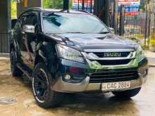 Isuzu MUX 2014 SUV
