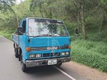 Isuzu NHR 1986 Lorry