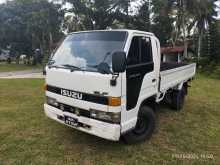 Isuzu NHR 1985 Lorry