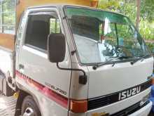 Isuzu NHR 1987 Lorry