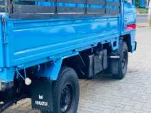 https://riyasewana.com/uploads/isuzu-nhr-1988-1920093912754.jpg