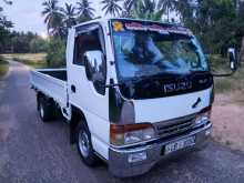Isuzu NHR 69E 2000 Lorry