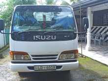 Isuzu NHR69 2003 Lorry