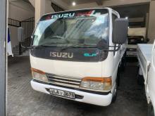 Isuzu NHR69E 10.5 Feet 2000 Lorry