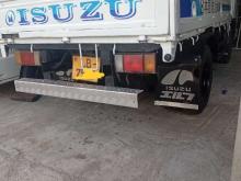 https://riyasewana.com/uploads/isuzu-nissan-18558096605.jpg