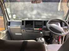 https://riyasewana.com/uploads/isuzu-njr85aue6wr1-2015-208202212784.jpg
