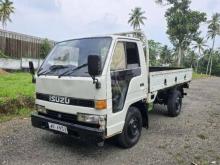 https://riyasewana.com/uploads/isuzu-nke-55-7103707425248.jpg