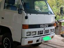 Isuzu NKR 1985 Lorry