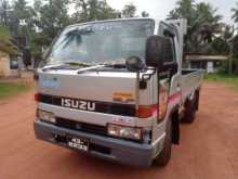 Isuzu NKR 1989 Lorry