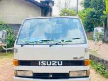 Isuzu NKR 1990 Lorry