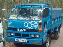 Isuzu NKR 1983 Lorry