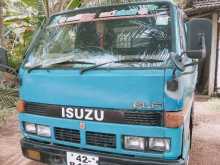 Isuzu NKR 1986 Lorry
