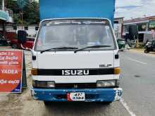 Isuzu NKR 1989 Lorry
