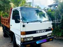 Isuzu Nkr 1984 Lorry
