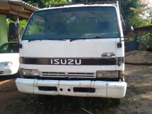 Isuzu NKR 1992 Lorry