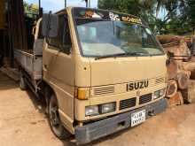 Isuzu NKR 1985 Lorry