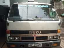 Isuzu NKR 1989 Lorry