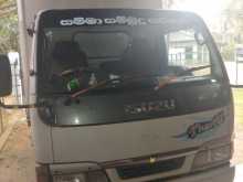 Isuzu NKR 1990 Lorry