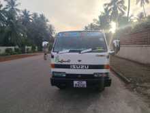Isuzu NKR 1990 Lorry