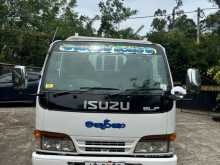 Isuzu NKR 1992 Lorry