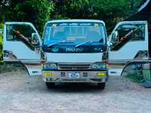 Isuzu NKR 1995 Lorry