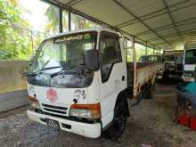 Isuzu NKR 1996 Lorry