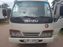 Isuzu NKR 2001 Lorry