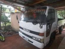 https://riyasewana.com/uploads/isuzu-nkr-21231023627353.jpg