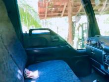 Isuzu NKR 1984 Lorry