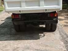 https://riyasewana.com/uploads/isuzu-nkr-250-12848344622.jpg