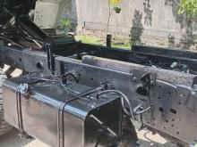 https://riyasewana.com/uploads/isuzu-nkr-250-12850096624.jpg
