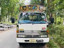Isuzu NKR ELF 250 1987 Lorry