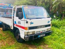 Isuzu NkR 250 66L 1992 Lorry