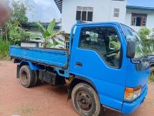 https://riyasewana.com/uploads/isuzu-nkr-271024446396.jpg