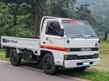 Isuzu NKR 1999 Lorry