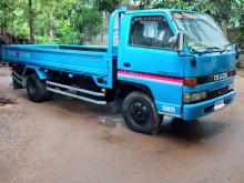 Isuzu NKR 1988 Lorry