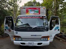 Isuzu NPR 350 1999 Lorry