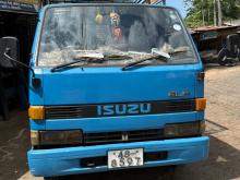 Isuzu NKR 1997 Lorry