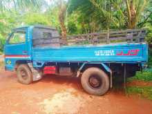 https://riyasewana.com/uploads/isuzu-nkr-61145094103.jpg