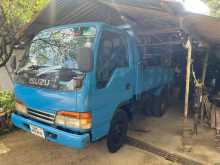 Isuzu NKR 66E 1994 Lorry